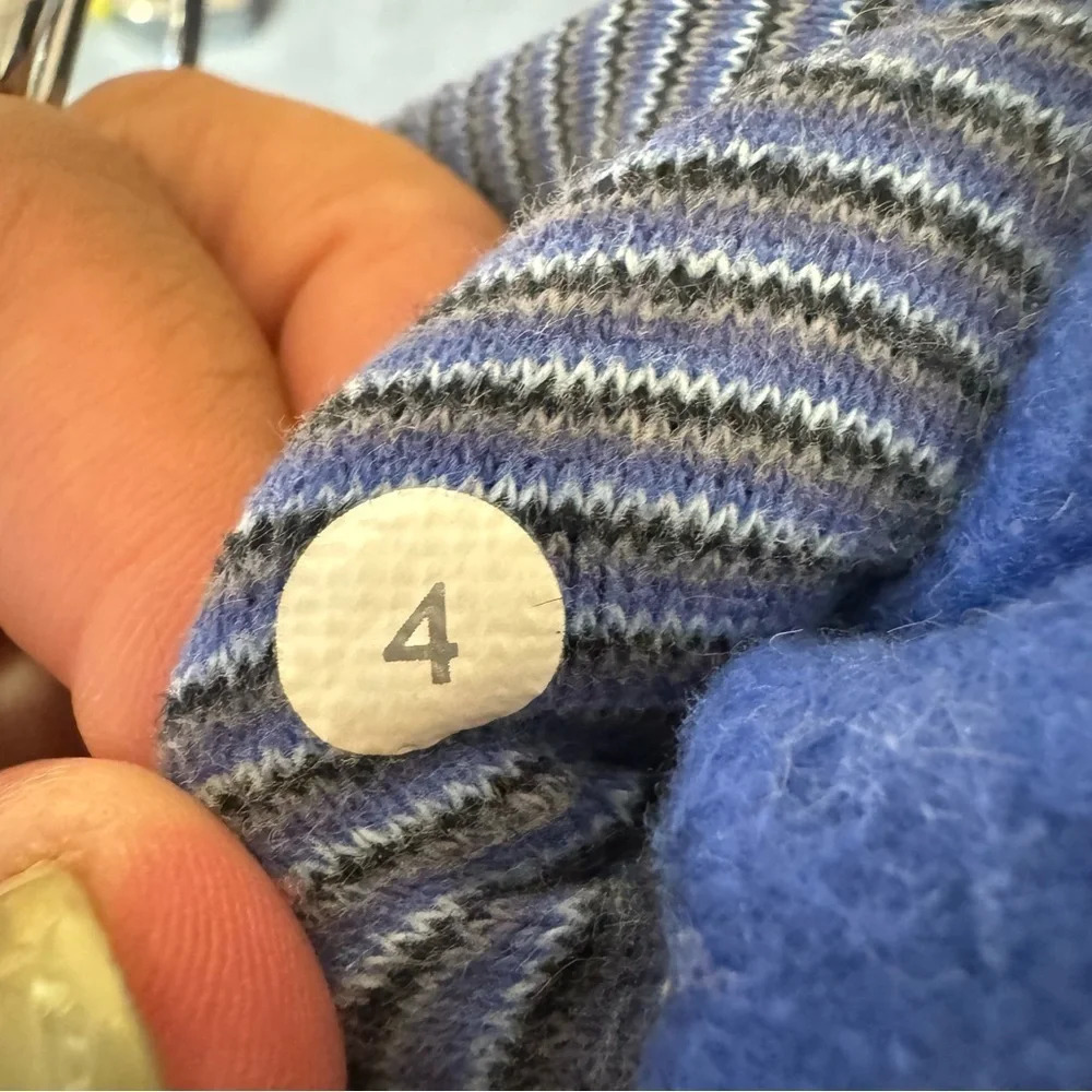 Lululemon Scuba Hoodie Microstripe Rocksteady Gradient Wee Stripe  Size 4 - Picture 11 of 11